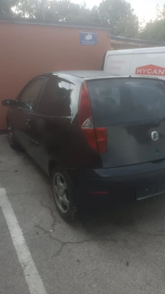 Fiat Punto 2006 photo 3