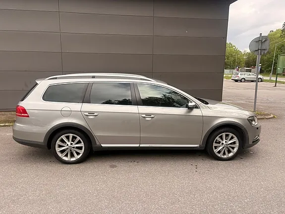 Volkswagen Passat Alltrack 2013 photo 4
