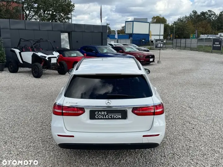 Mercedes-Benz E-Class 2020 photo 5