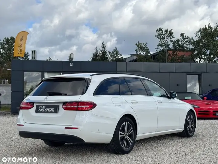 Mercedes-Benz E-Class 2020 photo 4