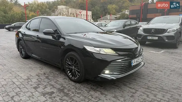 Toyota Camry 2017 photo 3