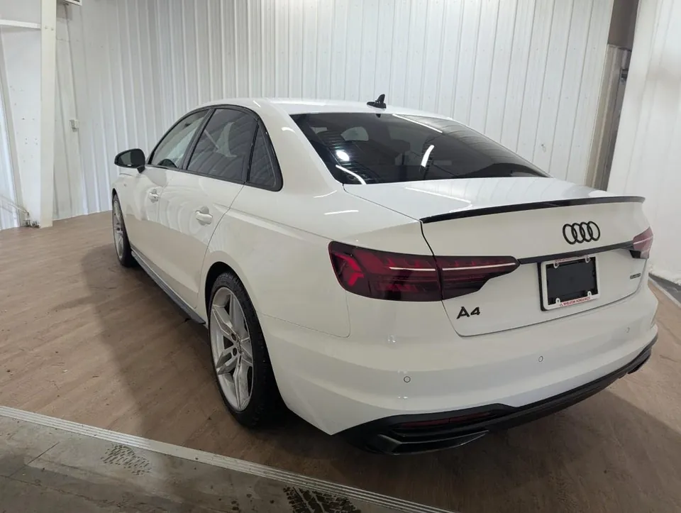 Audi A4 2023 photo 5