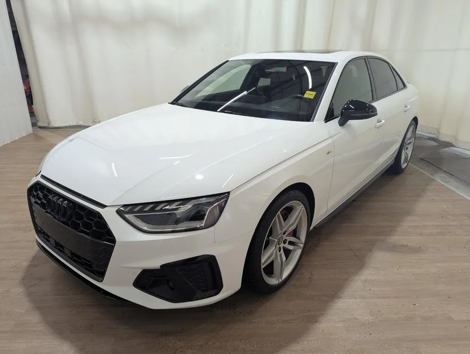 Audi A4 2023 photo 3