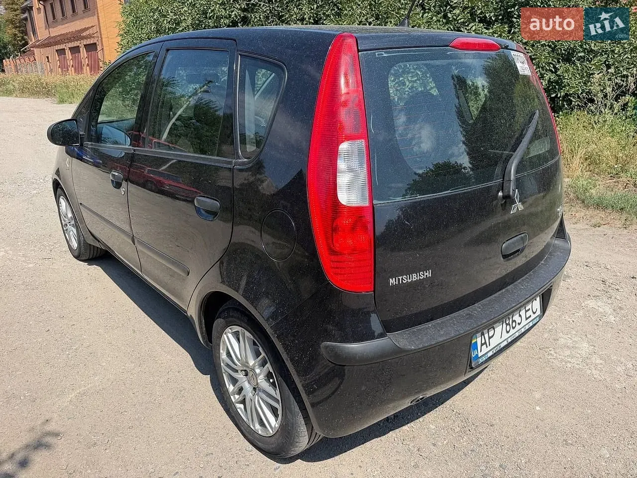 Mitsubishi Colt 2008 photo 2