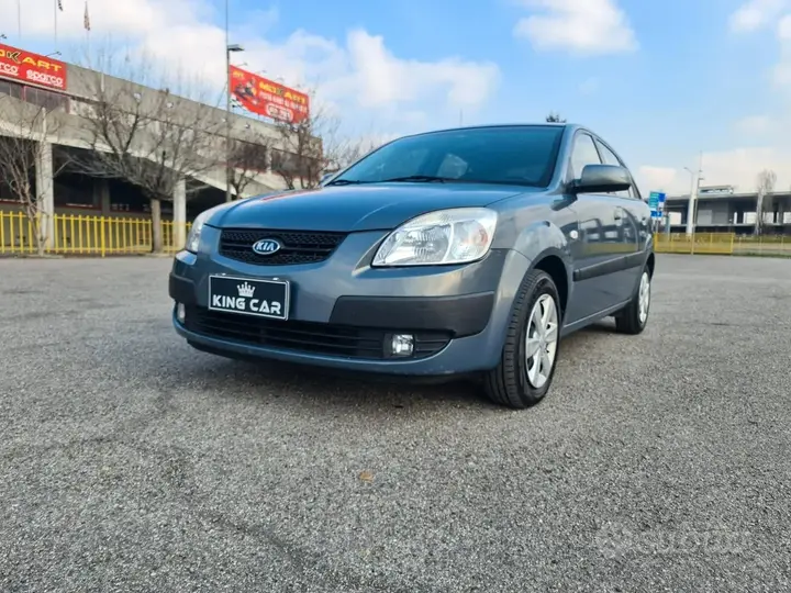 Kia Rio 2007 photo 3