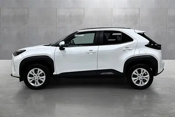 Toyota Yaris Cross 2023 photo 2