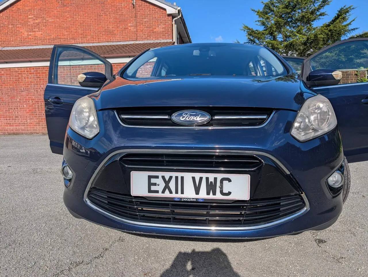 Ford C-Max 2011 photo 4