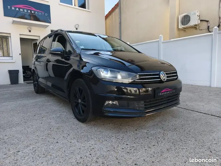 Volkswagen Touran 2019 photo 3