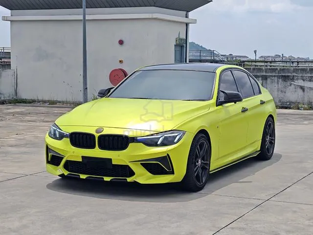 BMW 328I