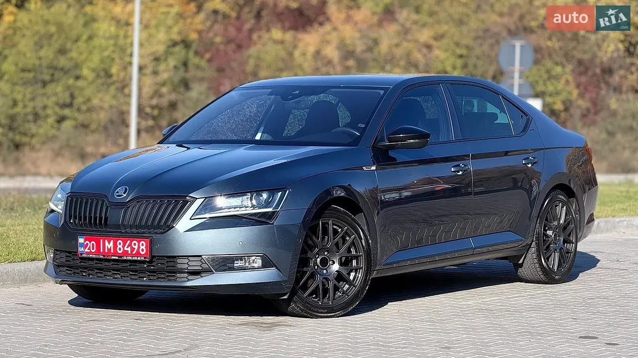 Skoda Superb 2018 photo 3