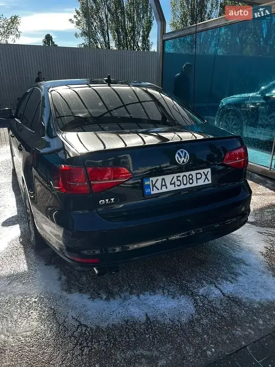 Volkswagen Jetta 2014 photo 2