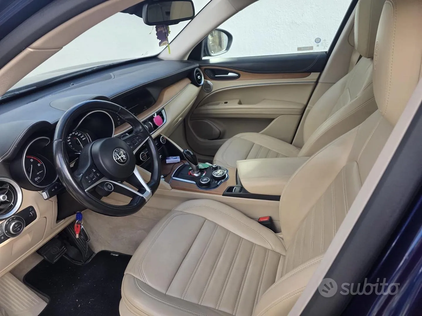 Alfa Romeo Stelvio 2023 photo 4