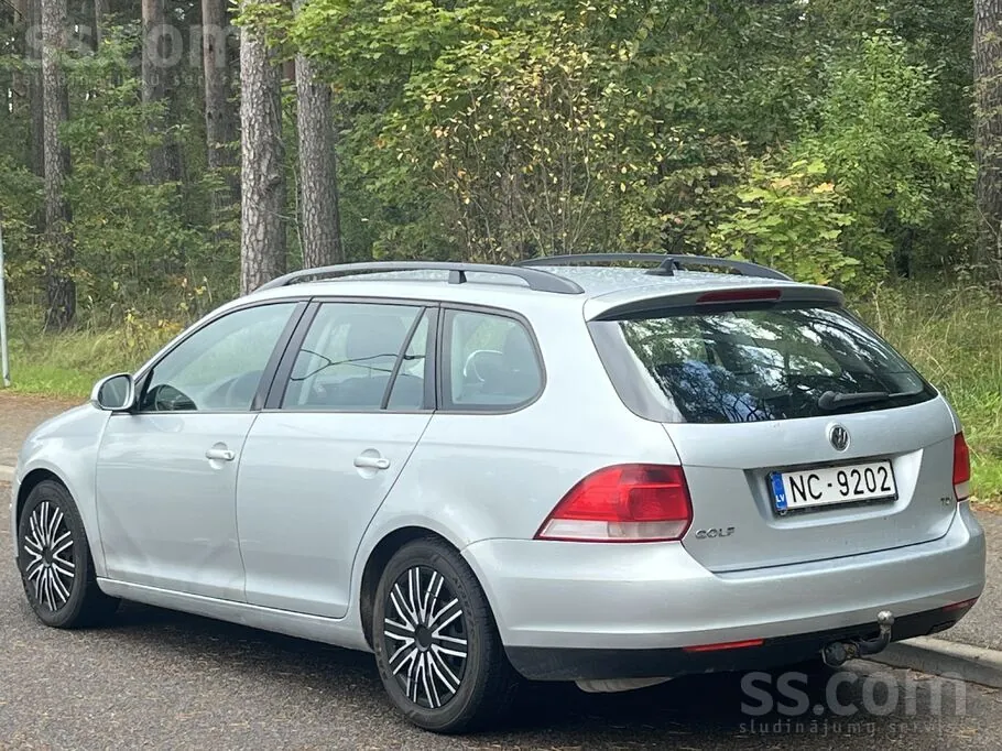 Volkswagen Golf 5 2009 photo 2