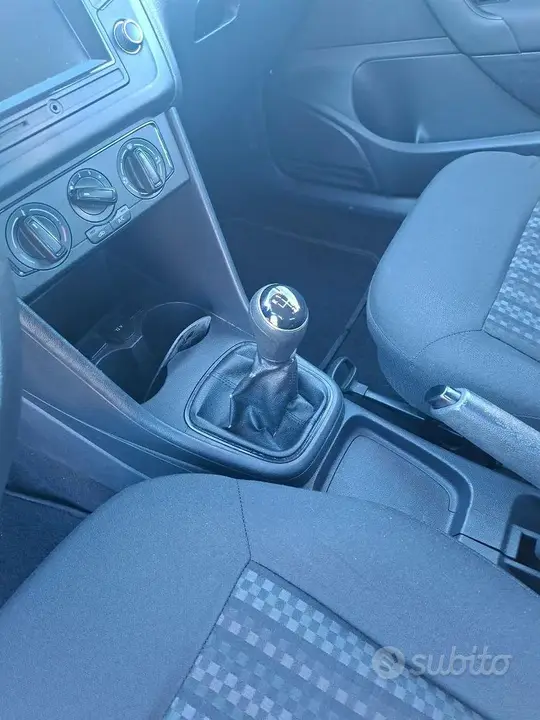 Volkswagen Polo 2016 photo 3