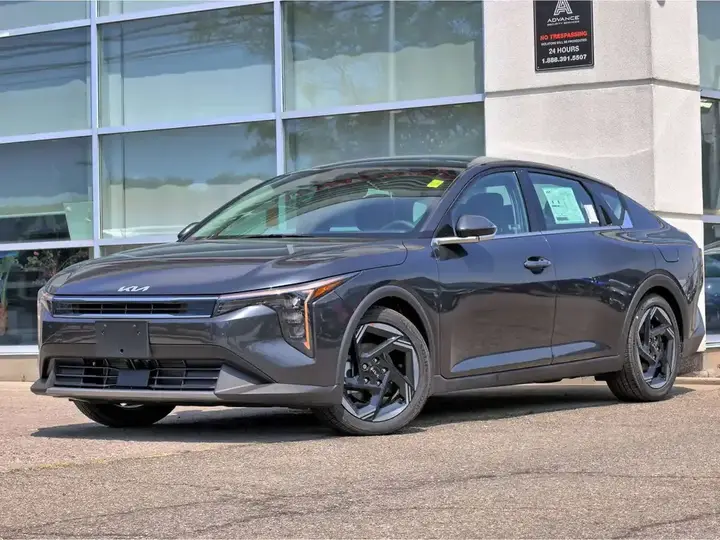 Kia K4