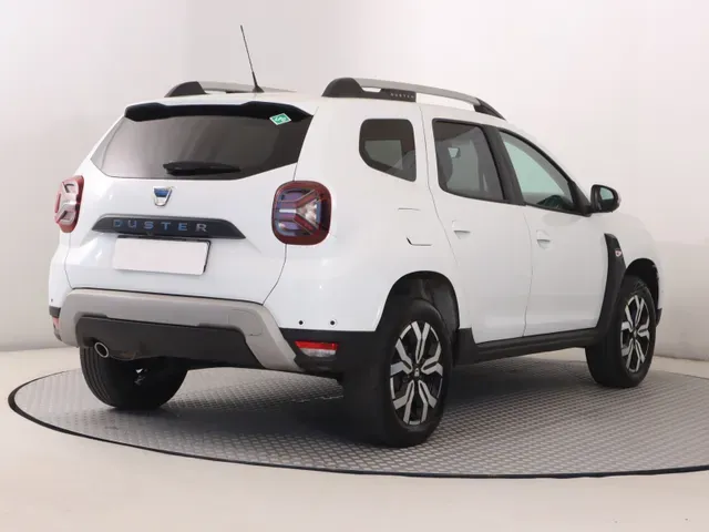 Dacia Duster 2022 photo 4