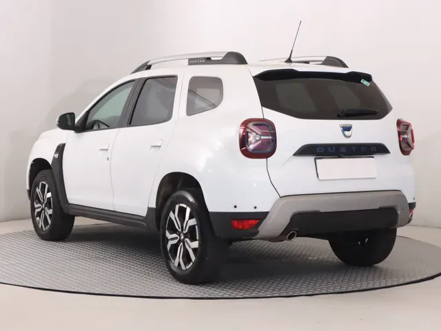 Dacia Duster 2022 photo 3