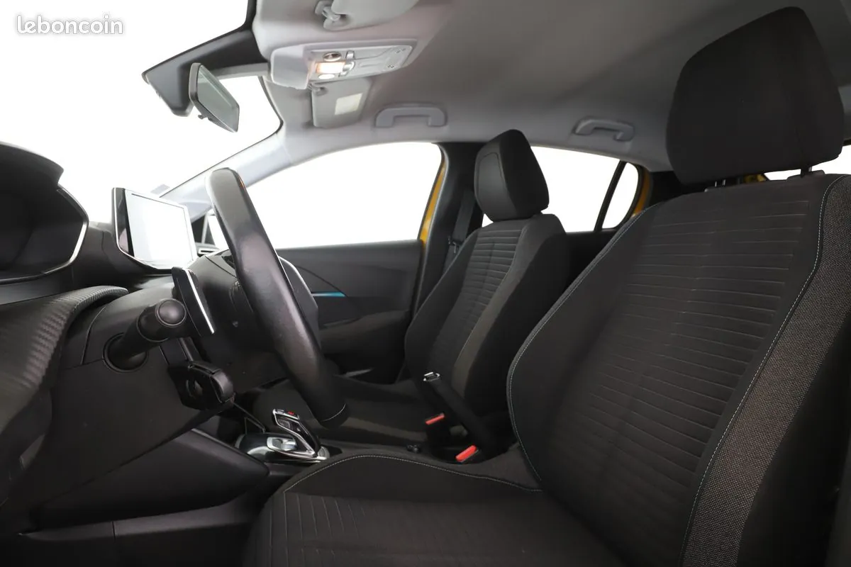Peugeot 208 2021 photo 5