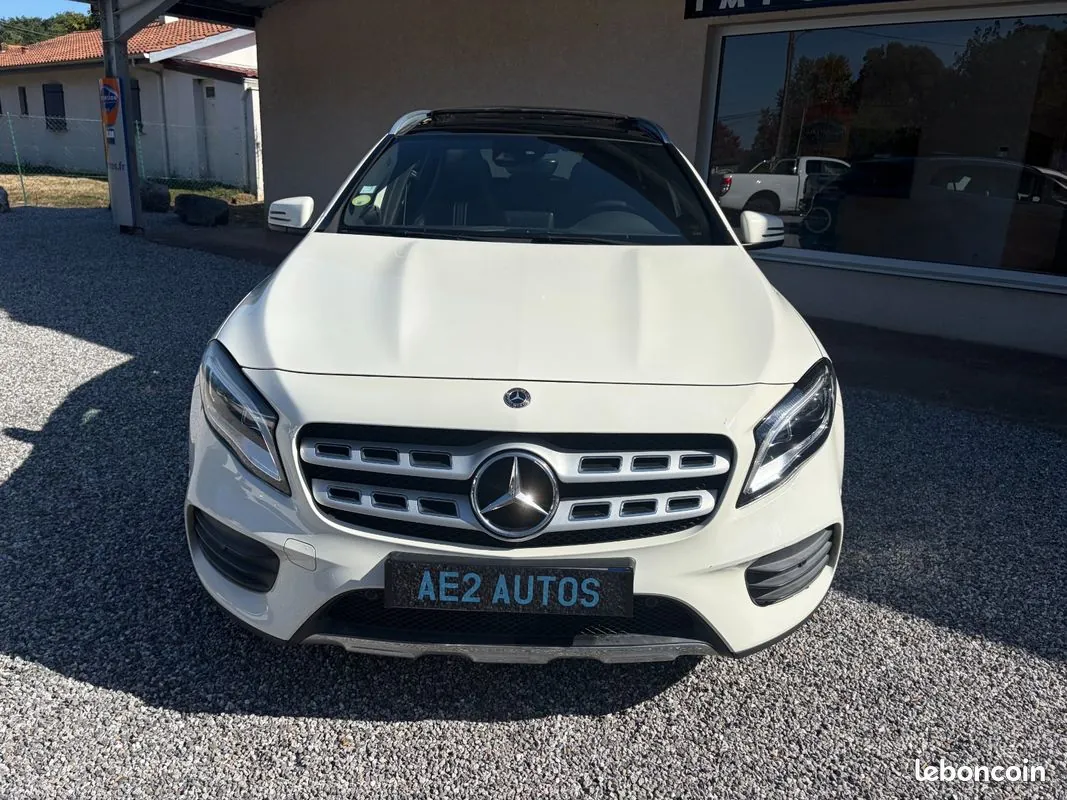 Mercedes-Benz Gla 2017 photo 2
