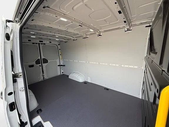 Volkswagen Crafter 2026 photo 4