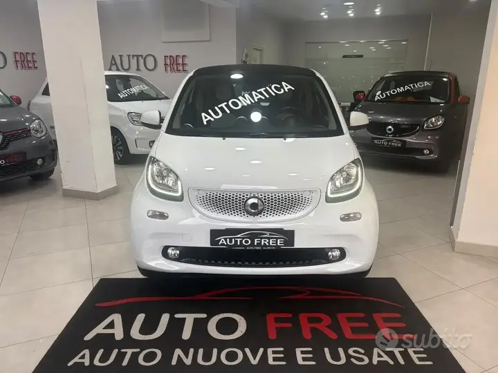 Smart Fortwo 2019 photo 2