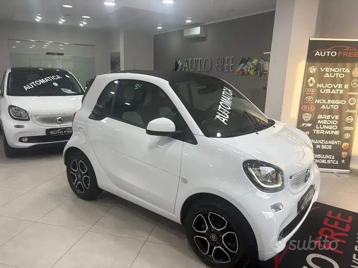 Smart Fortwo 2019 photo 4