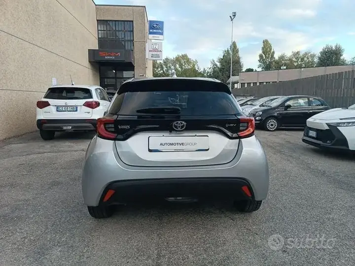 Toyota Yaris 2024 photo 4
