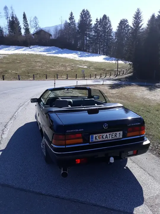Chrysler Le Baron 1992 photo 3