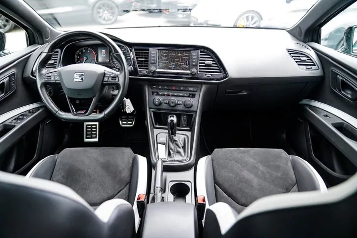 Seat Leon 2015 photo 3