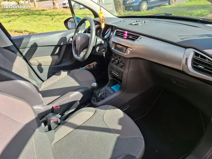 Citroen C3 2013 photo 3