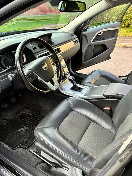 Volvo V70 2015 photo 3