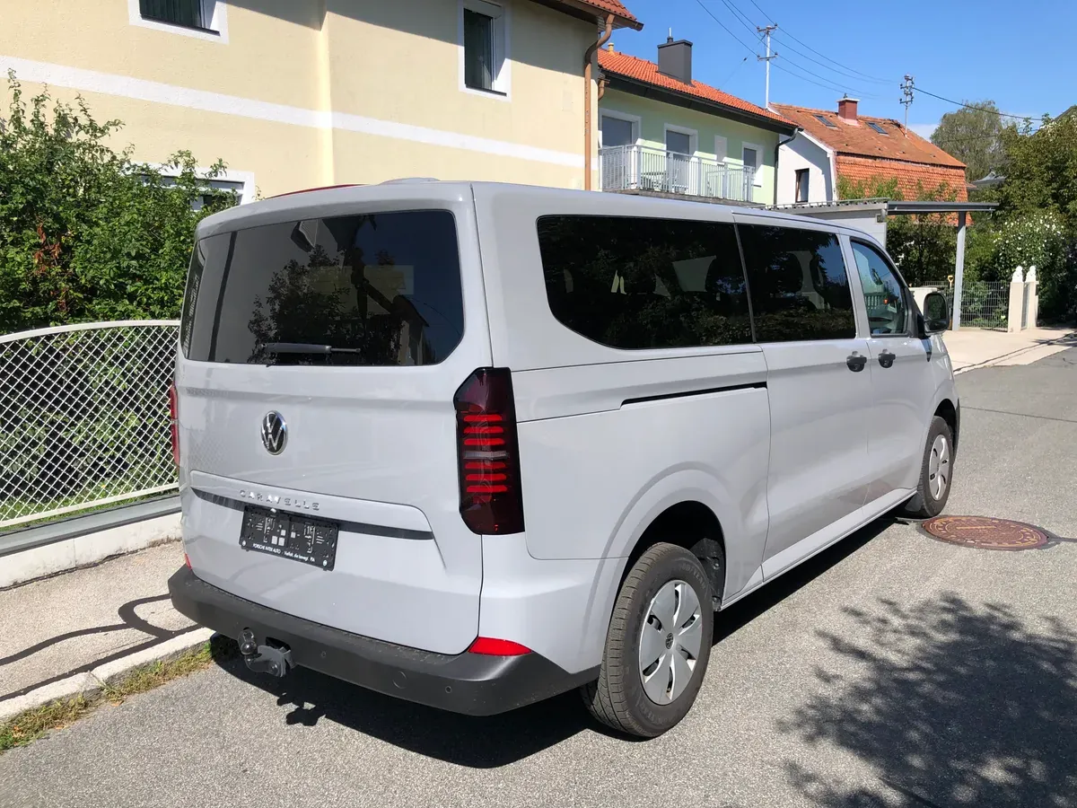 Volkswagen Caravelle 2026 photo 2
