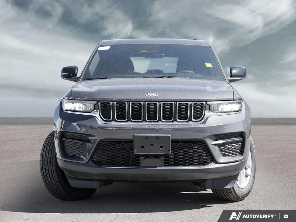Jeep Grand Cherokee 2026 photo 2