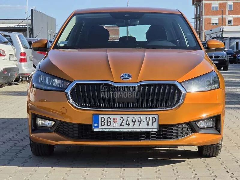Skoda Fabia 2022 photo 2