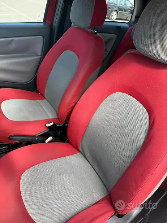 Lancia Ypsilon 2007 photo 4