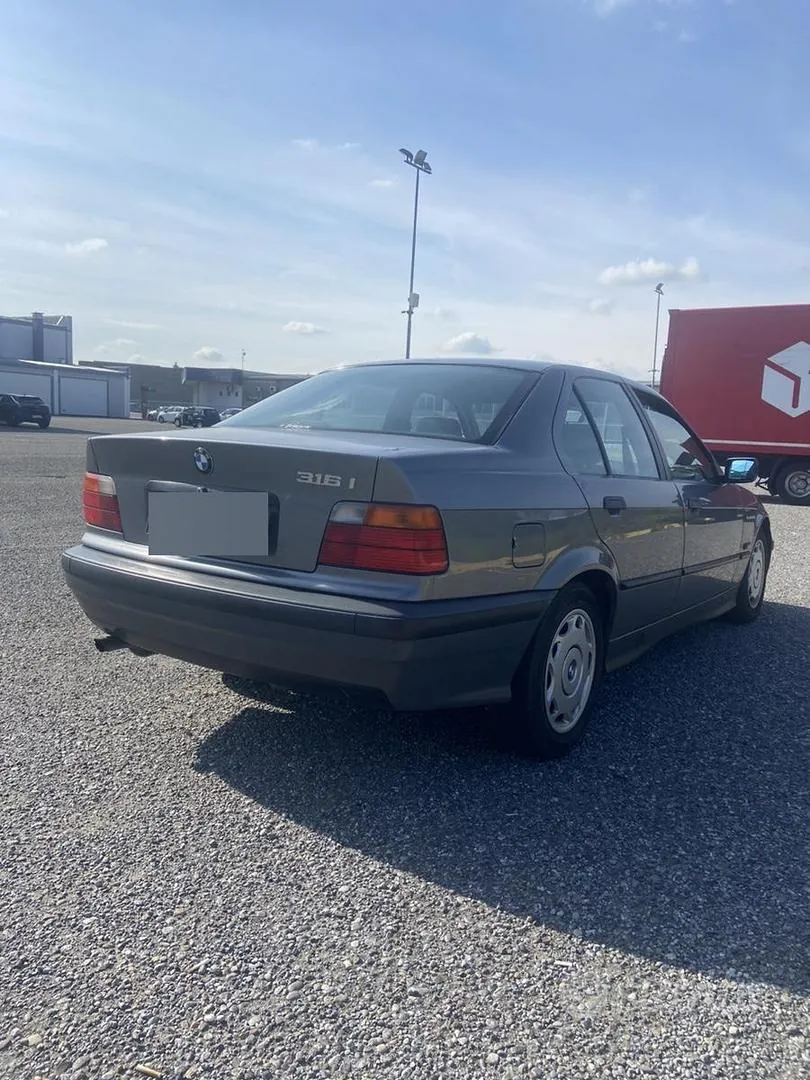 BMW E36 1991 photo 3