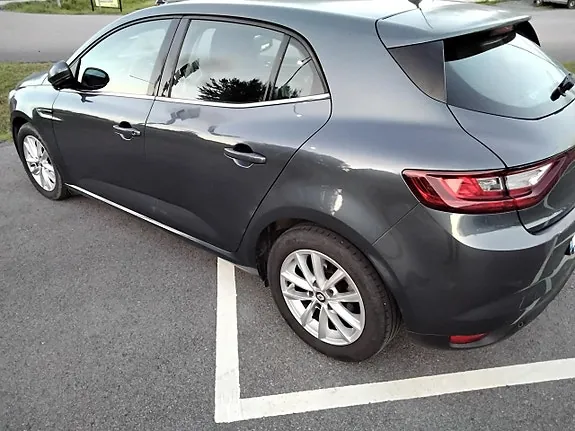 Renault Megane 2017 photo 2