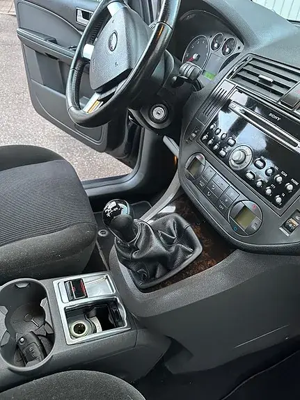 Ford Focus C-Max 2006 photo 3