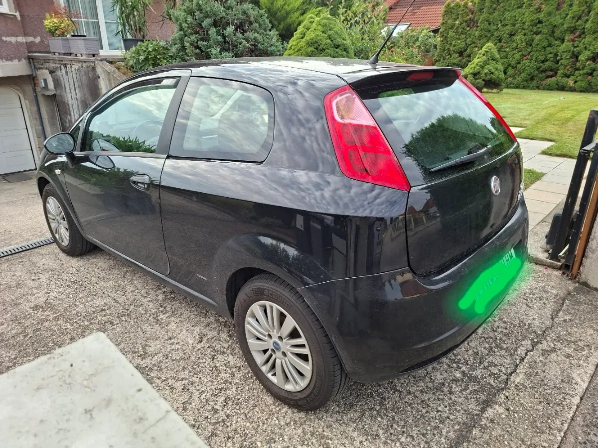 Fiat Punto 2008 photo 3