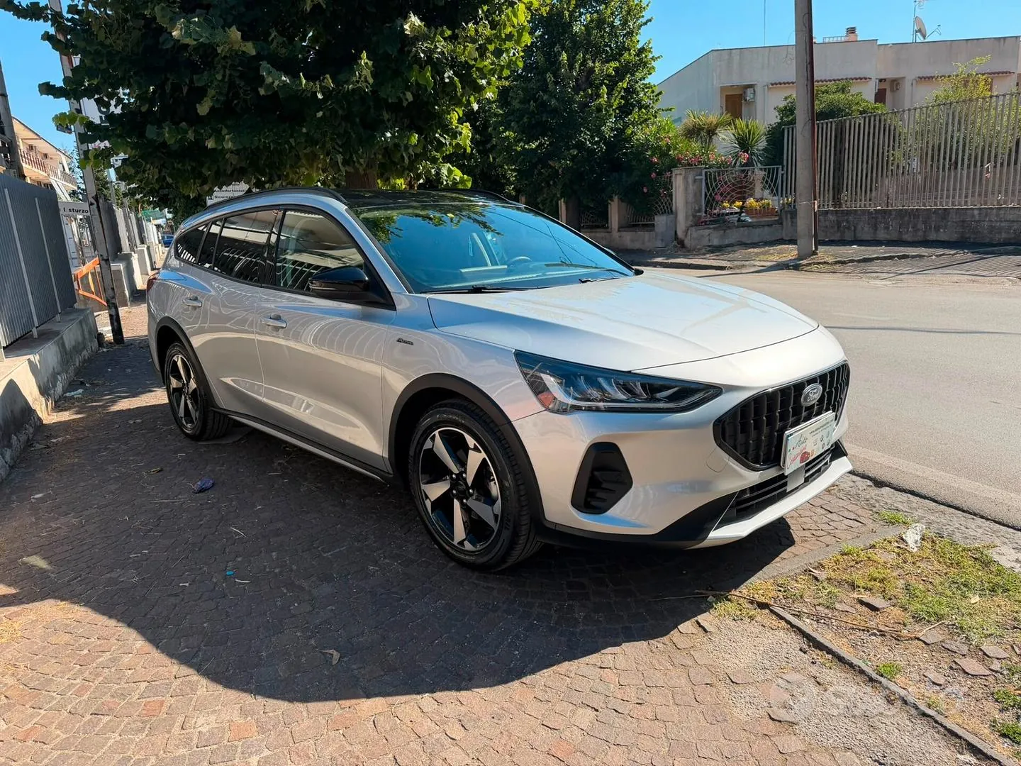 Ford Focus 2023 photo 3