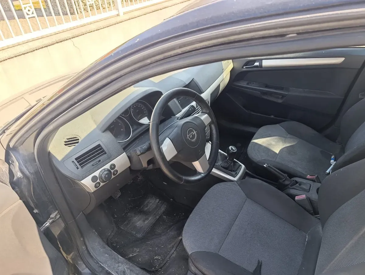Opel Astra 2007 photo 3