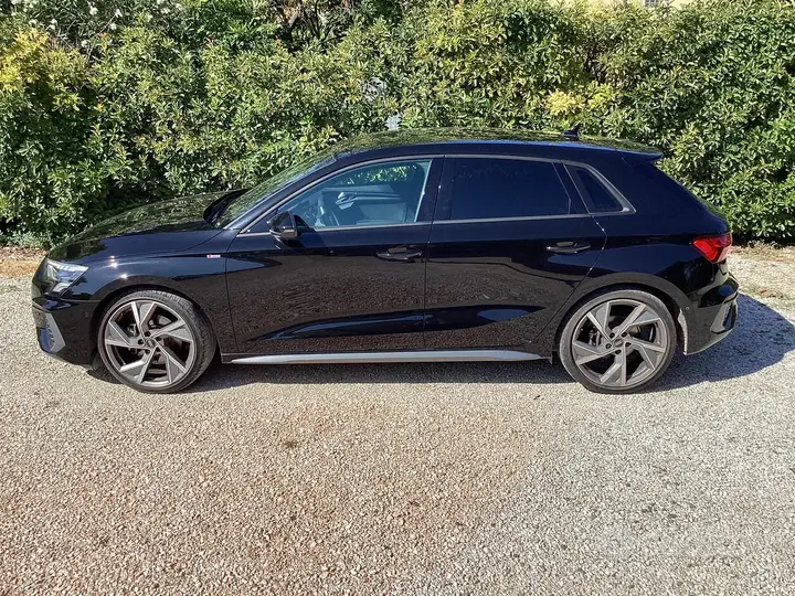 Audi A3 2023 photo 3