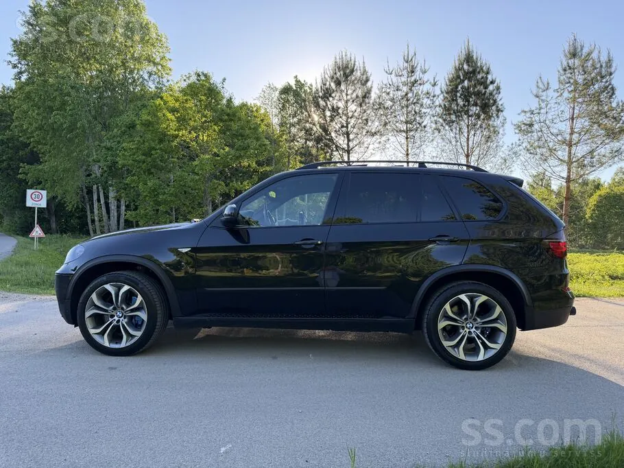 BMW X5 2011 photo 4