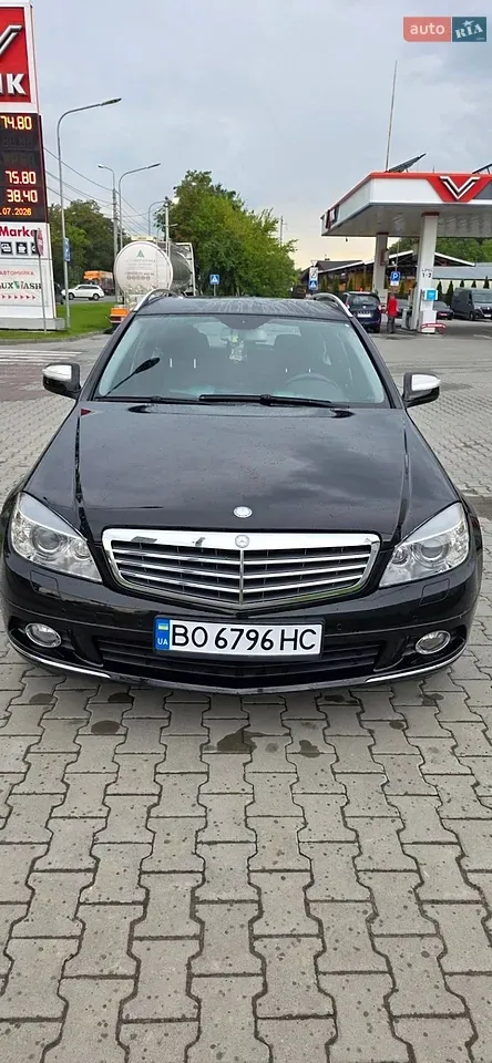 Mercedes-Benz C-Class 2007 photo 2