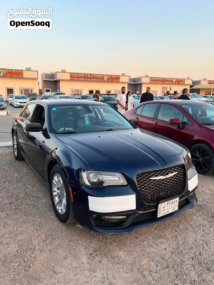 Chrysler 300 2017 photo 2