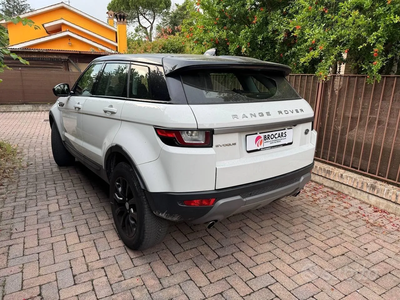 Land Rover Range Rover Evoque 2019 photo 5