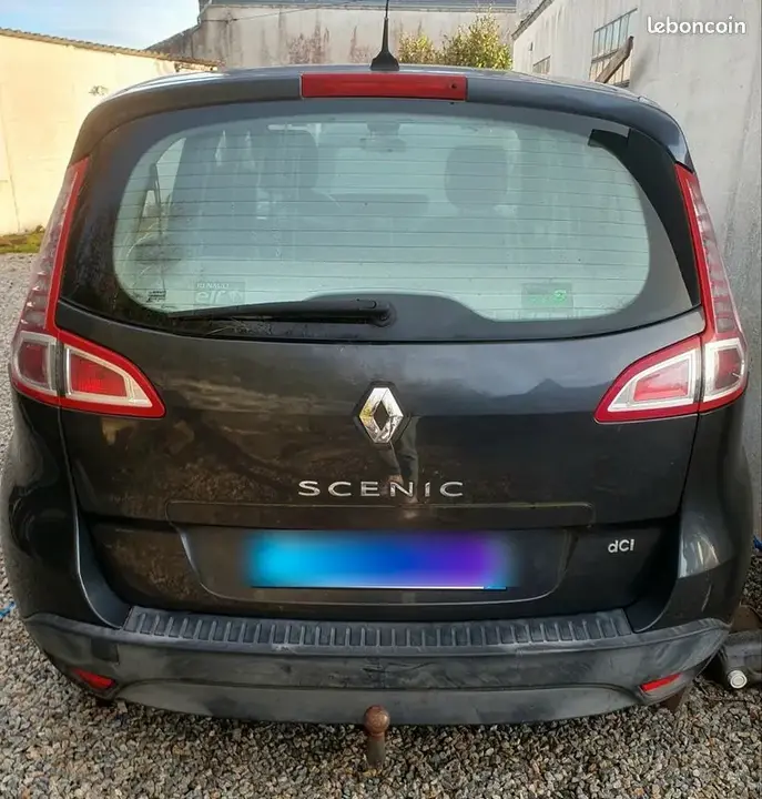 Renault Scenic 2010 photo 2