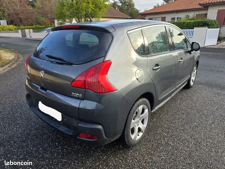 Peugeot 3008 2013 photo 2