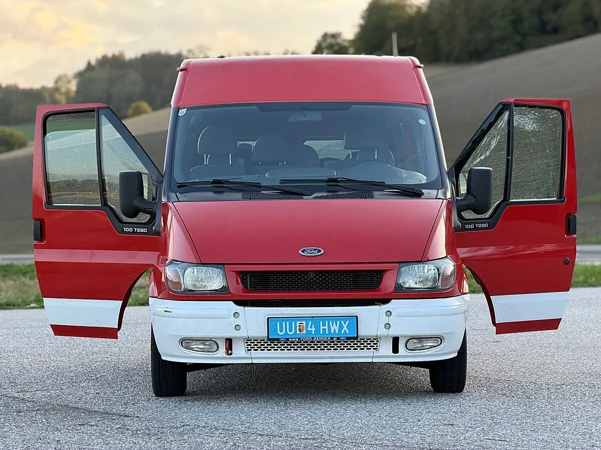 Ford Transit 2005 photo 2