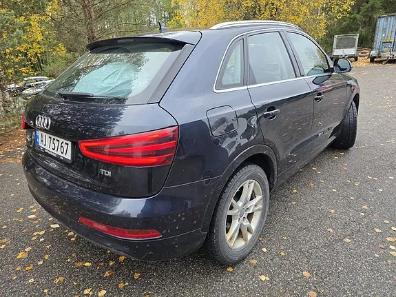 Audi Q3 2012 photo 4